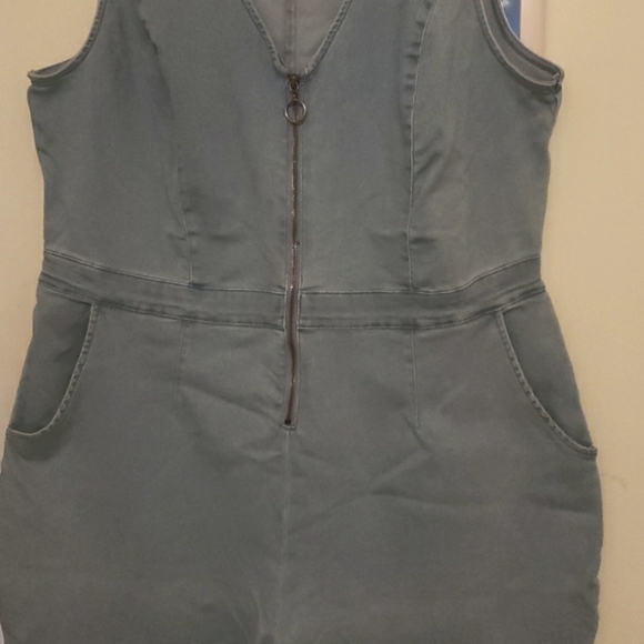 Tox:K3 jean jumpsuit - Picture 2 of 4
